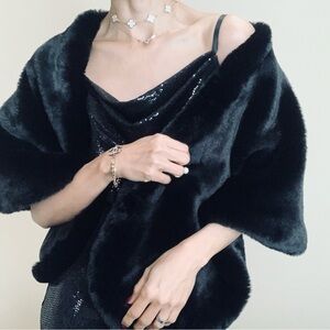 Brand New mink shawl one size